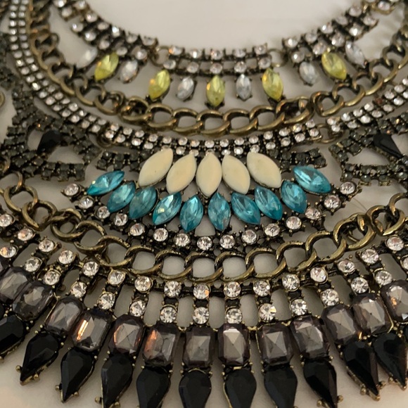 Statement necklace - Picture 7 of 7